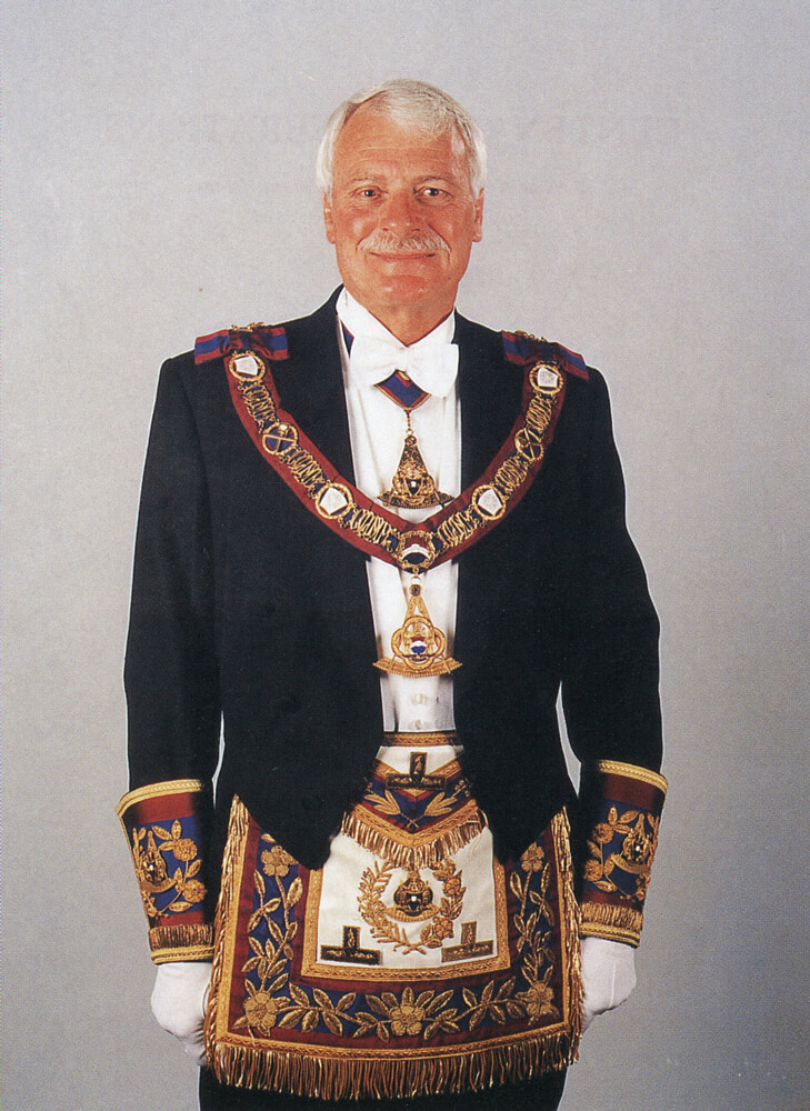 MWBro Robin Harrison – Centenary Grand Master 1999 – 2001